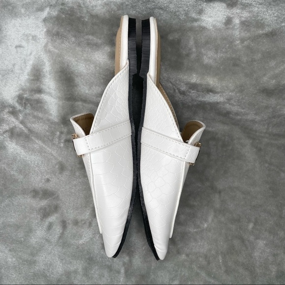 She & In Slip On Mule Faux Snake Skin Loafers Gold Detail Size 37 - Picture 4 of 6